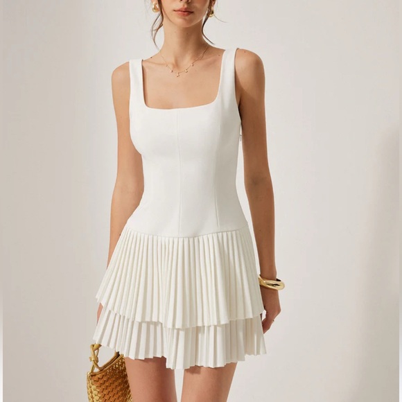 Commense, White Square Neck Pleated Mini Dress, Size XS | 0312 - Picture 1 of 7